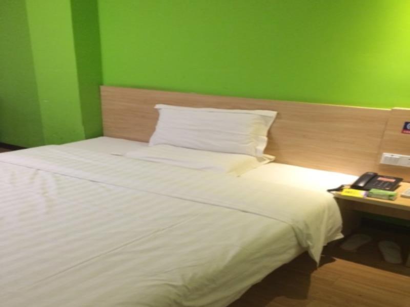 7Days Inn Deyang Zhongjiang Kuishan Park Exterior photo