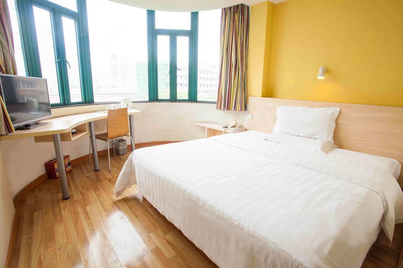 7Days Inn Deyang Zhongjiang Kuishan Park Exterior photo