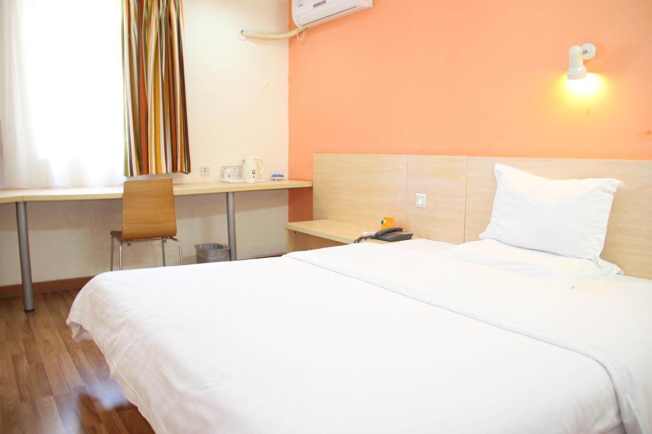 7Days Inn Deyang Zhongjiang Kuishan Park Exterior photo
