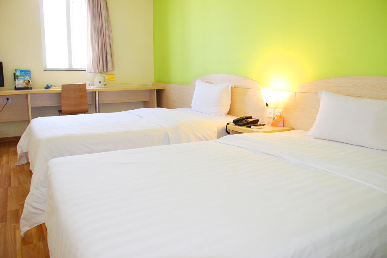 7Days Inn Deyang Zhongjiang Kuishan Park Exterior photo
