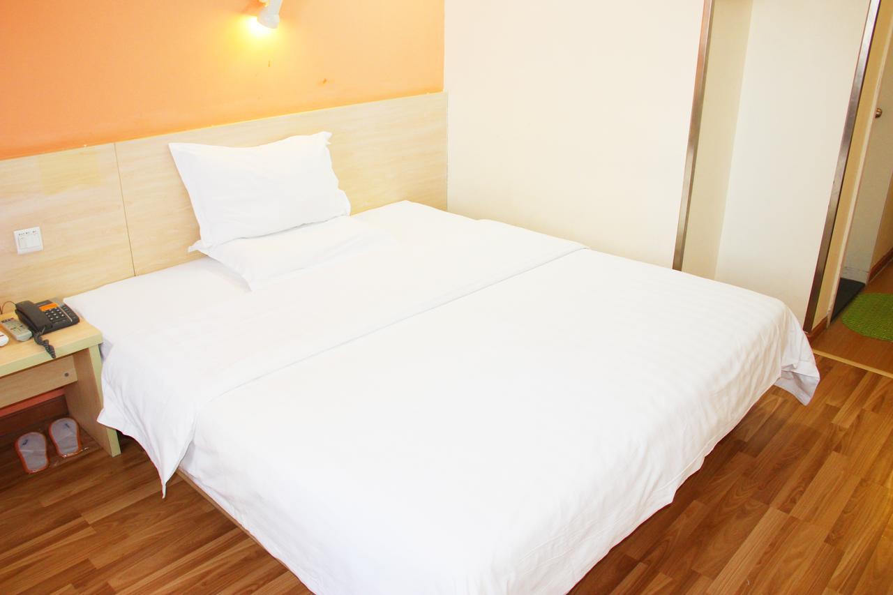 7Days Inn Deyang Zhongjiang Kuishan Park Exterior photo