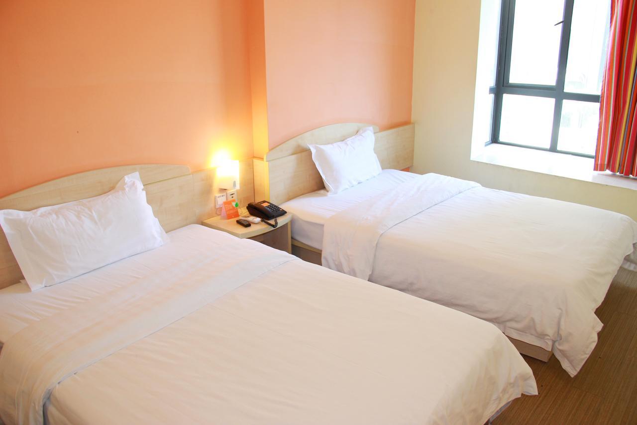 7Days Inn Deyang Zhongjiang Kuishan Park Exterior photo